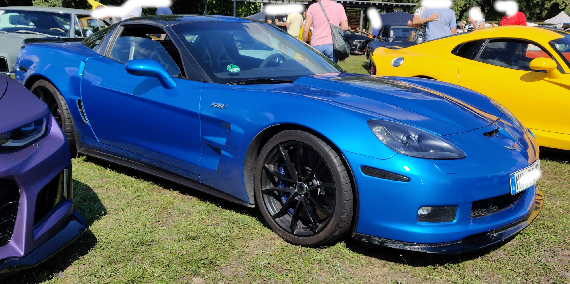 [Bild: c6-zr1.jpg]